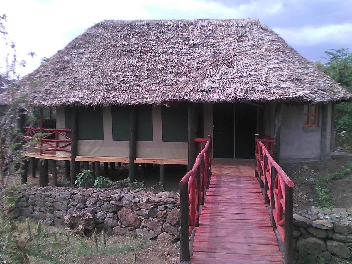 Sirville Lake Elementaita Lodge Gilgil Екстер'єр фото